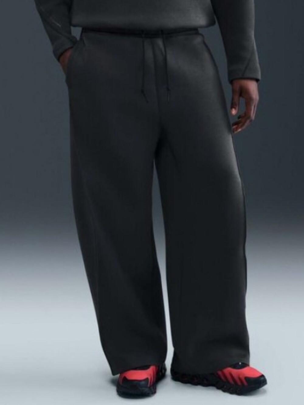 Nike Tech Fleece Loose Fit Open Hem Pants
